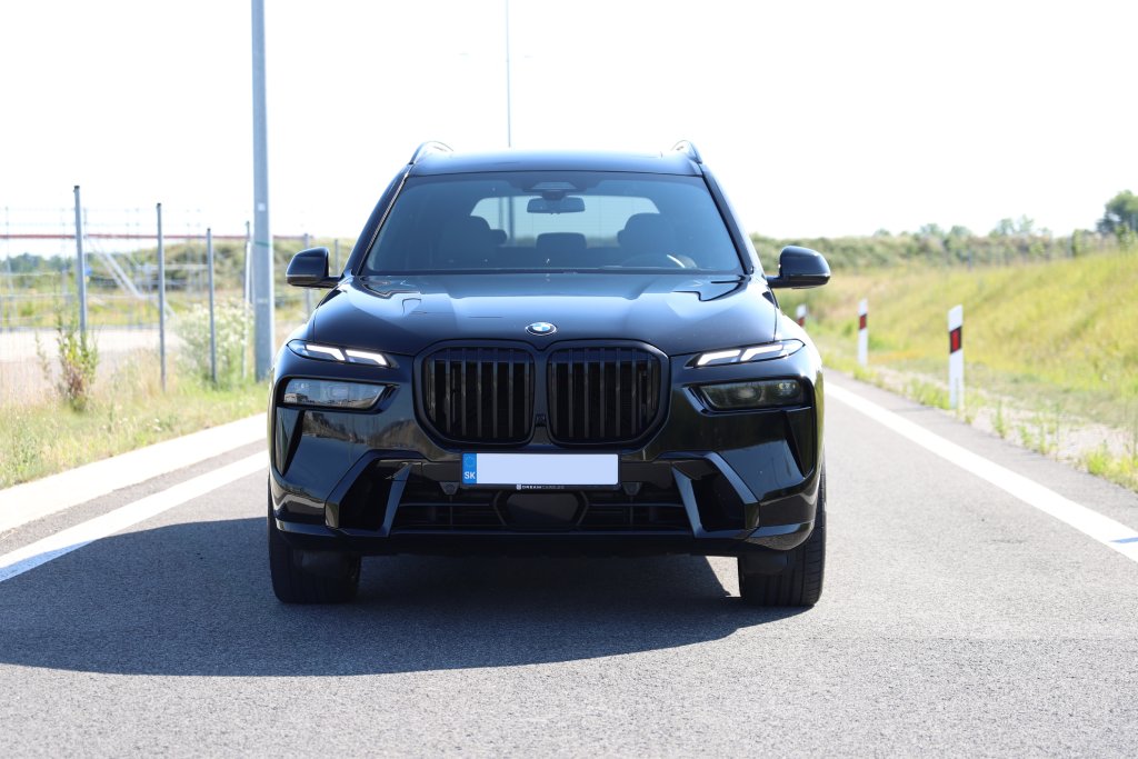 Prenájom BMW X7 od DreamCars – výkon, luxus a moderný dizajn v jednom špičkovom SUV